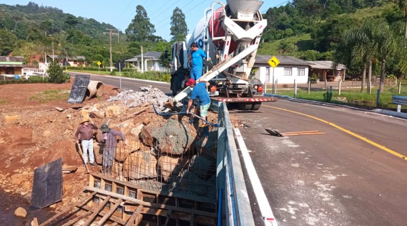 Prefeitura de Faxinal dos Guedes promove evento alusivo ao dia das